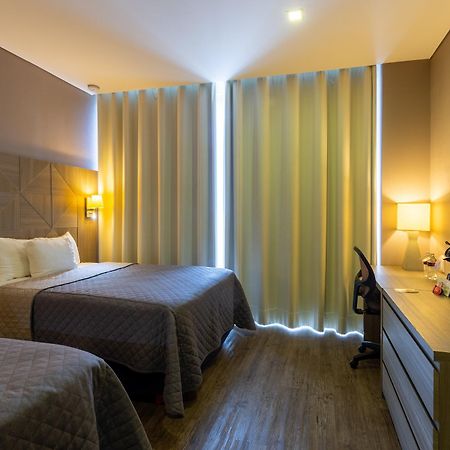 Hotel Glow Point - Mulza レオン エクステリア 写真