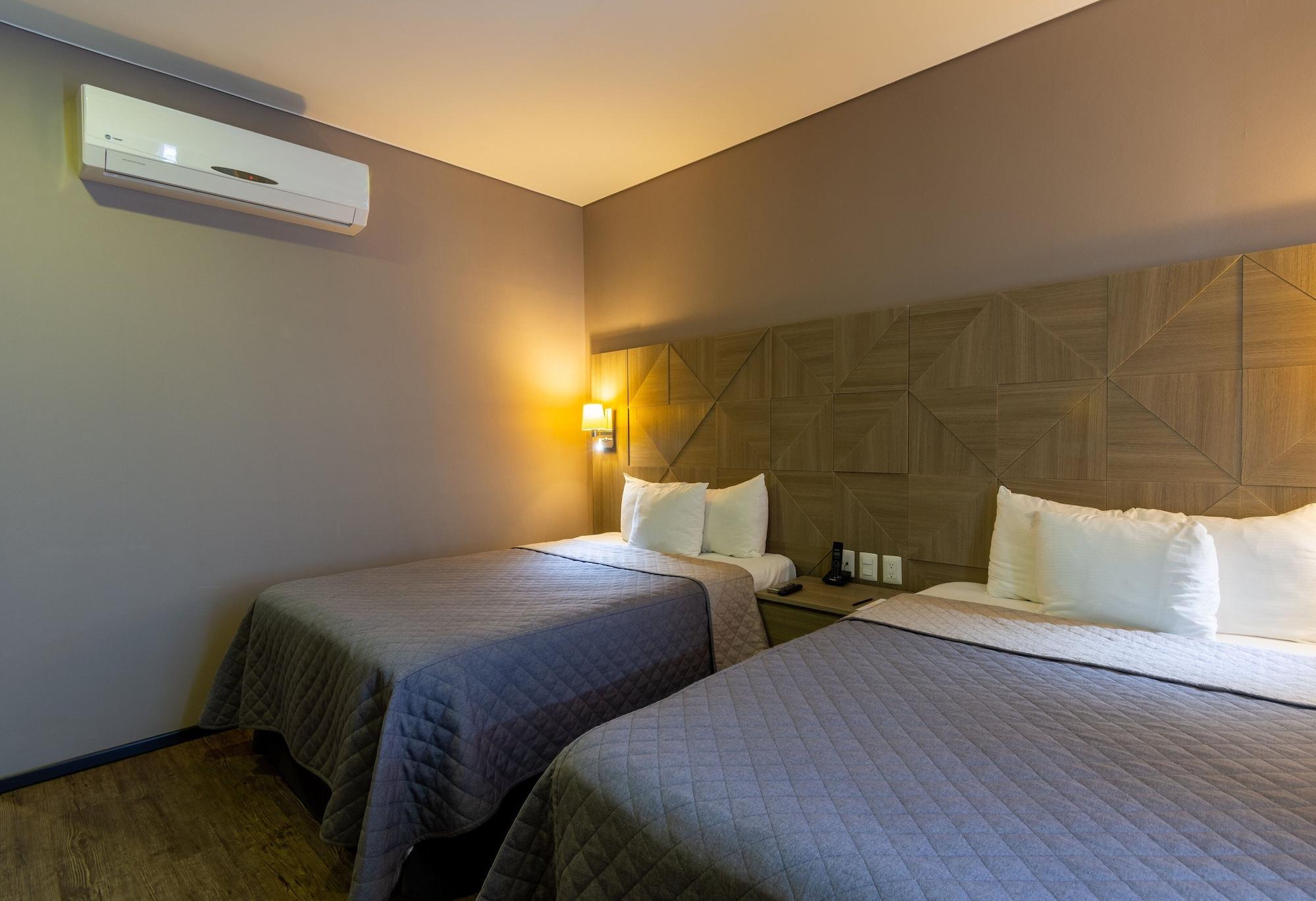 Hotel Glow Point - Mulza レオン エクステリア 写真