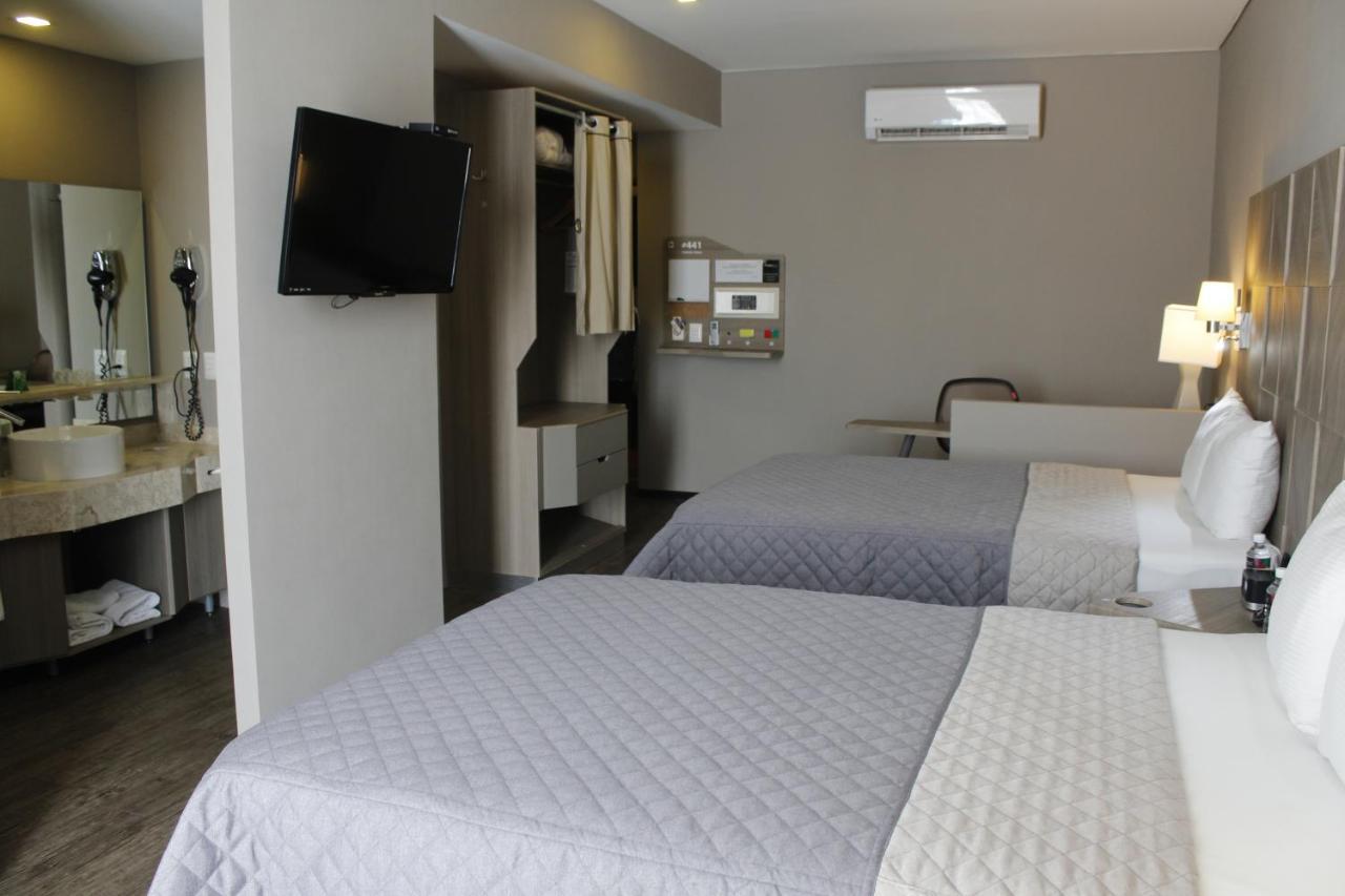 Hotel Glow Point - Mulza レオン エクステリア 写真